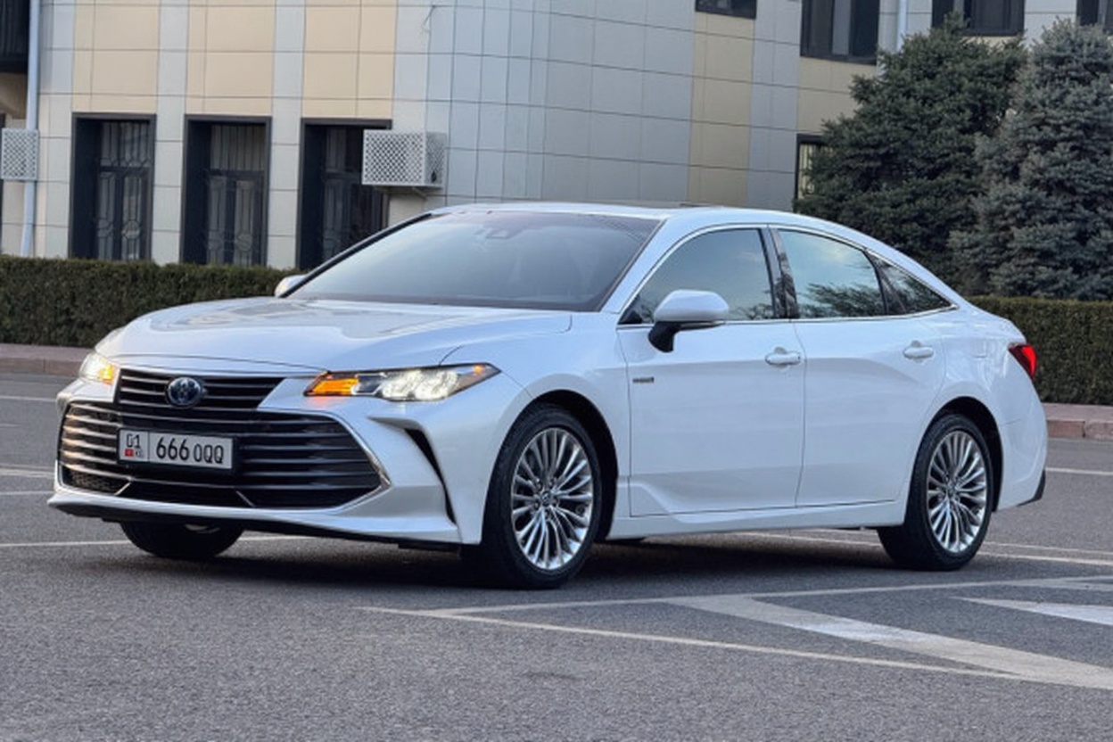 Toyota Avalon 2019