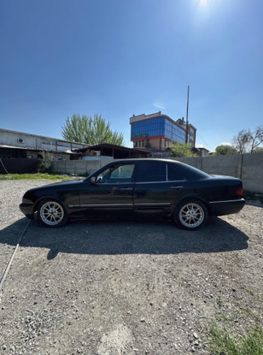 Mercedes-Benz E-Класс 1998