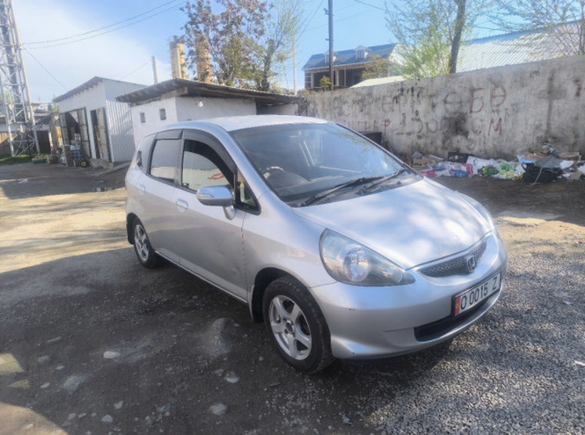 Honda Fit 2005