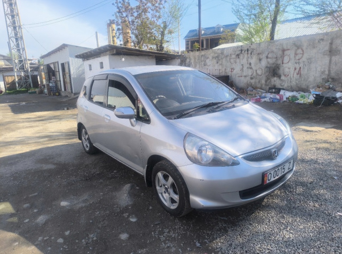 Honda Fit 2005