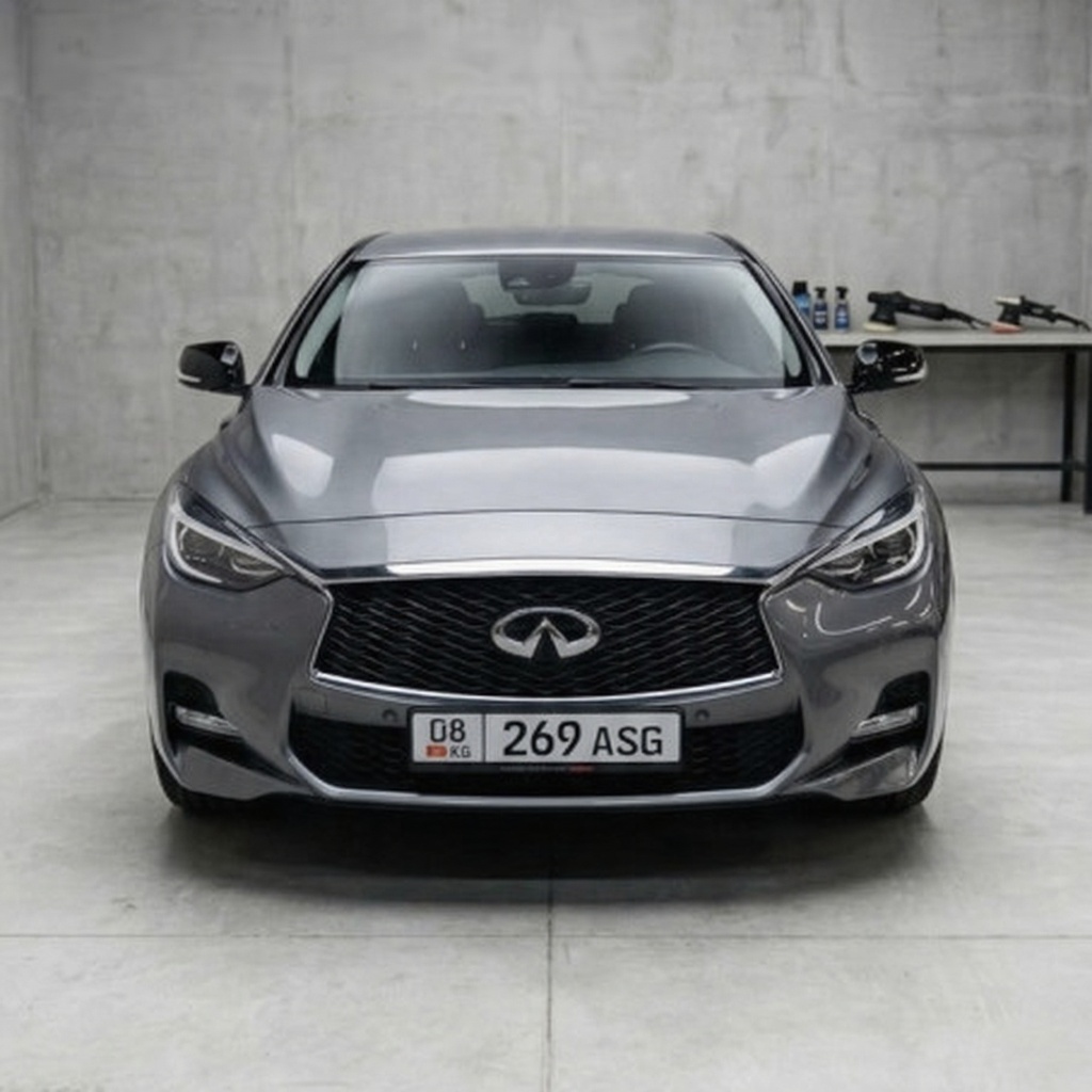 Infiniti Q30