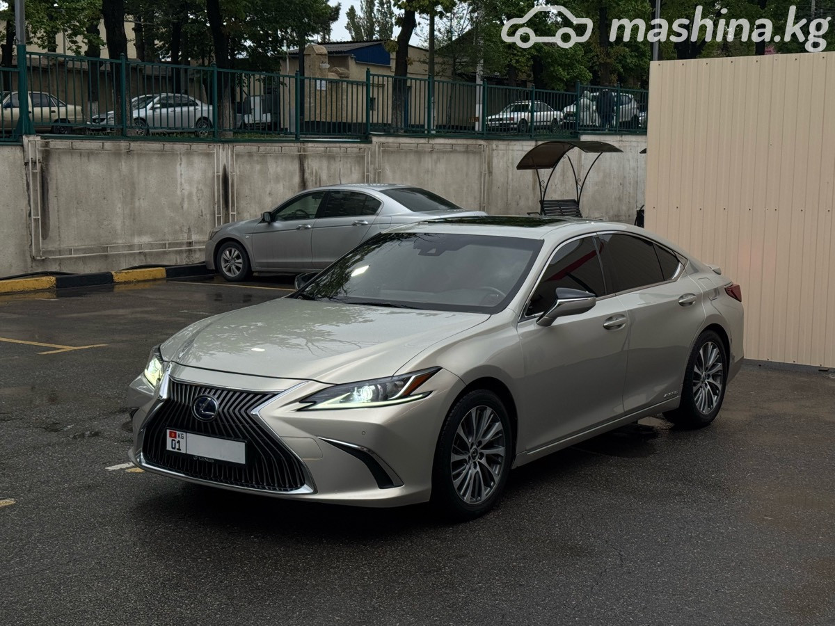Lexus ES