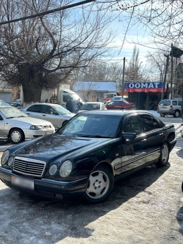 Mercedes-Benz E-Класс