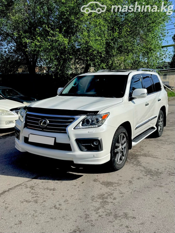 Lexus LX