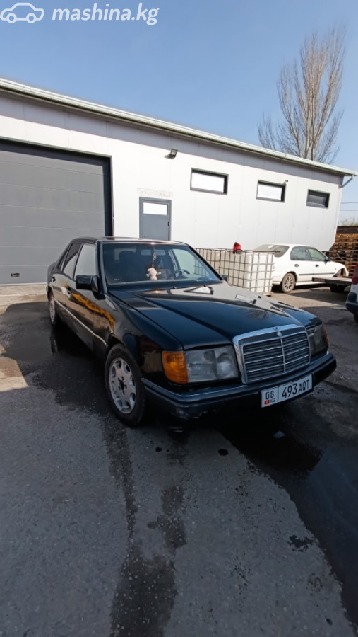 Mercedes-Benz W124