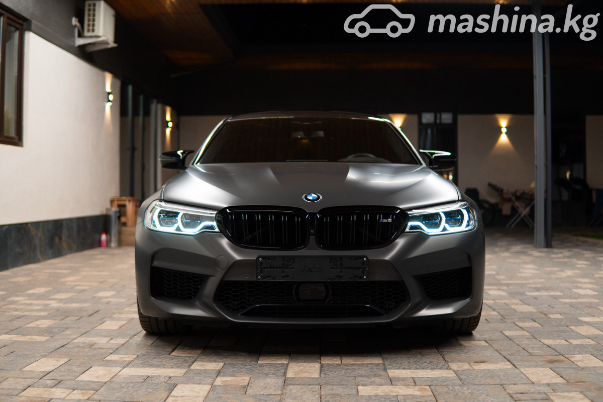 BMW M5