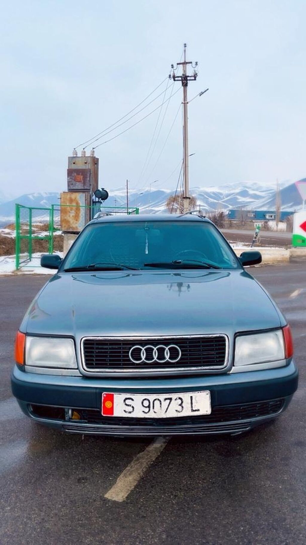 Audi 100