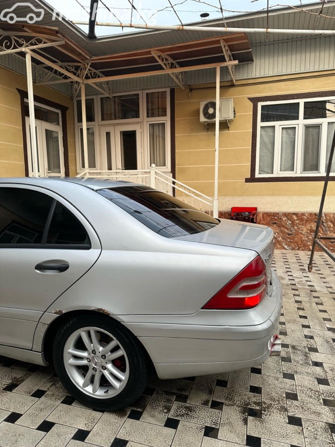 Mercedes-Benz C-Класс