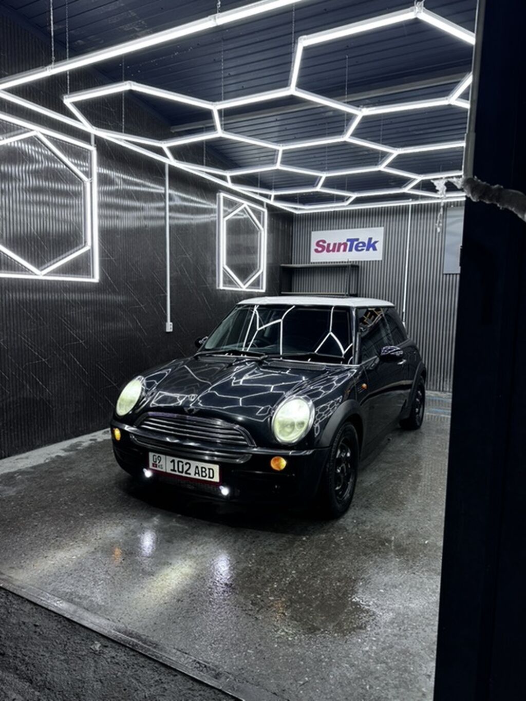 Mini Mini Cooper (2002-Present)