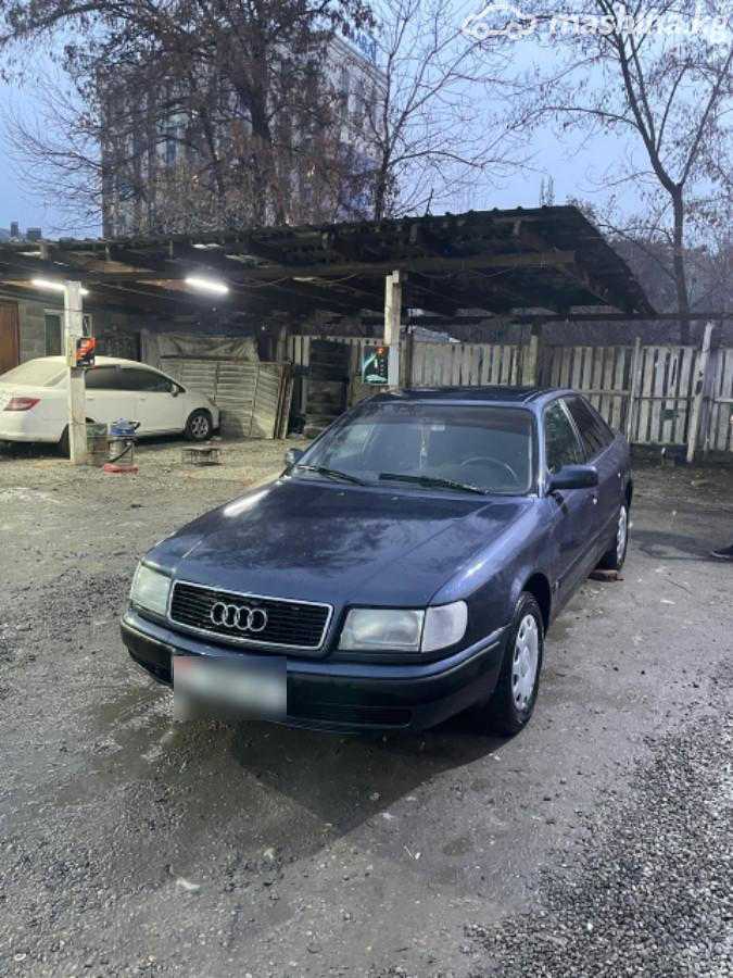 Audi 100