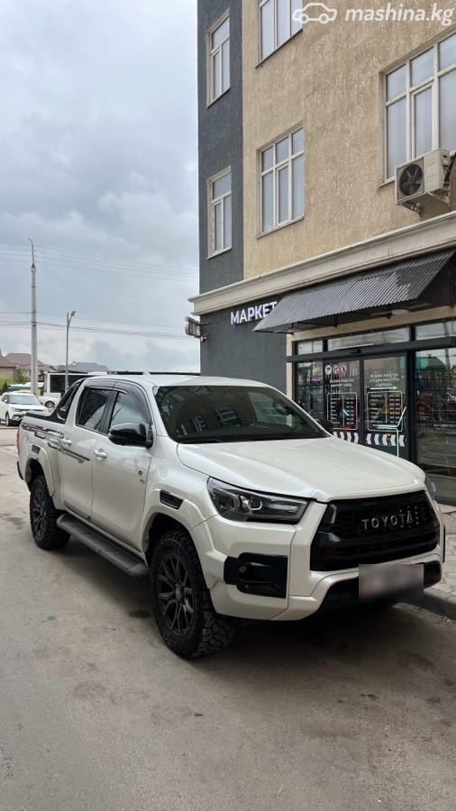 Toyota Hilux