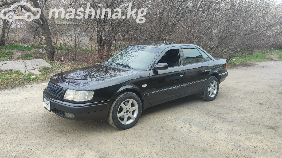 Audi 100