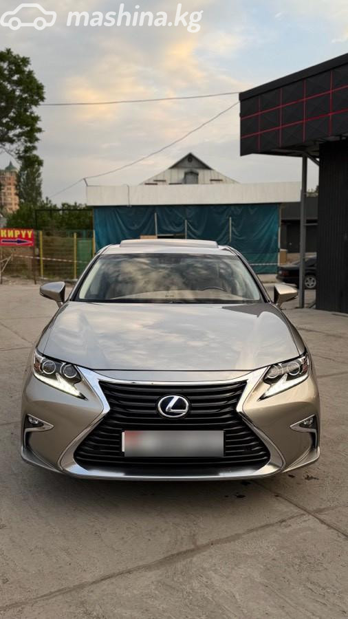 Lexus ES