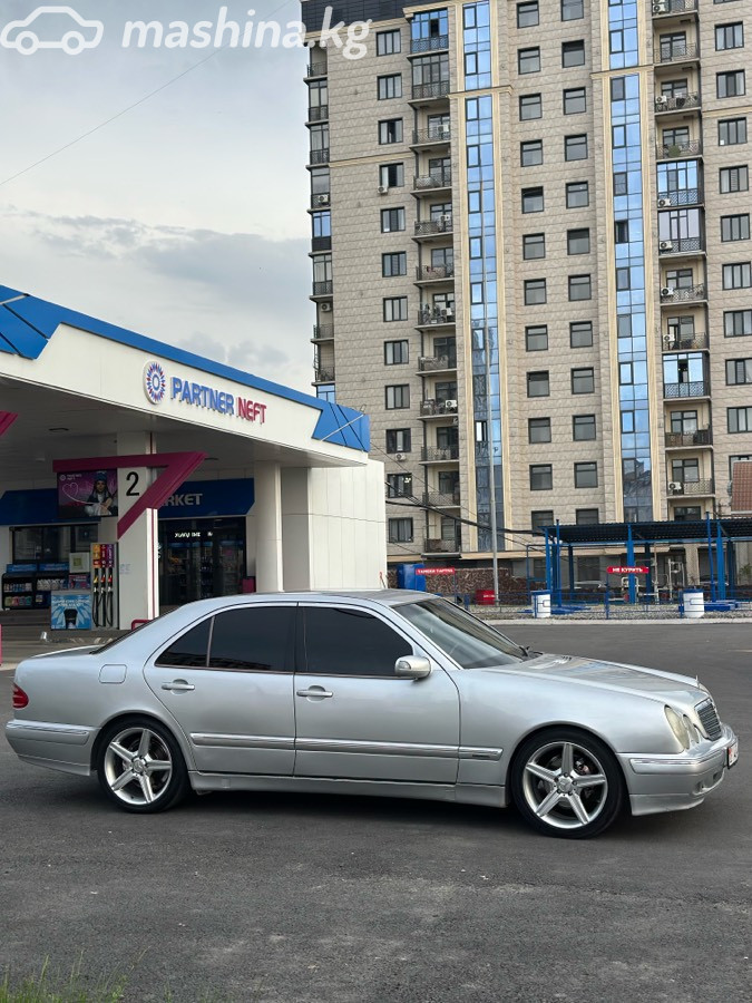 Mercedes-Benz E-Класс