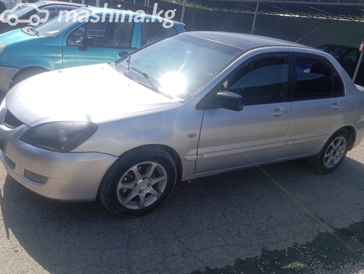 Mitsubishi Lancer