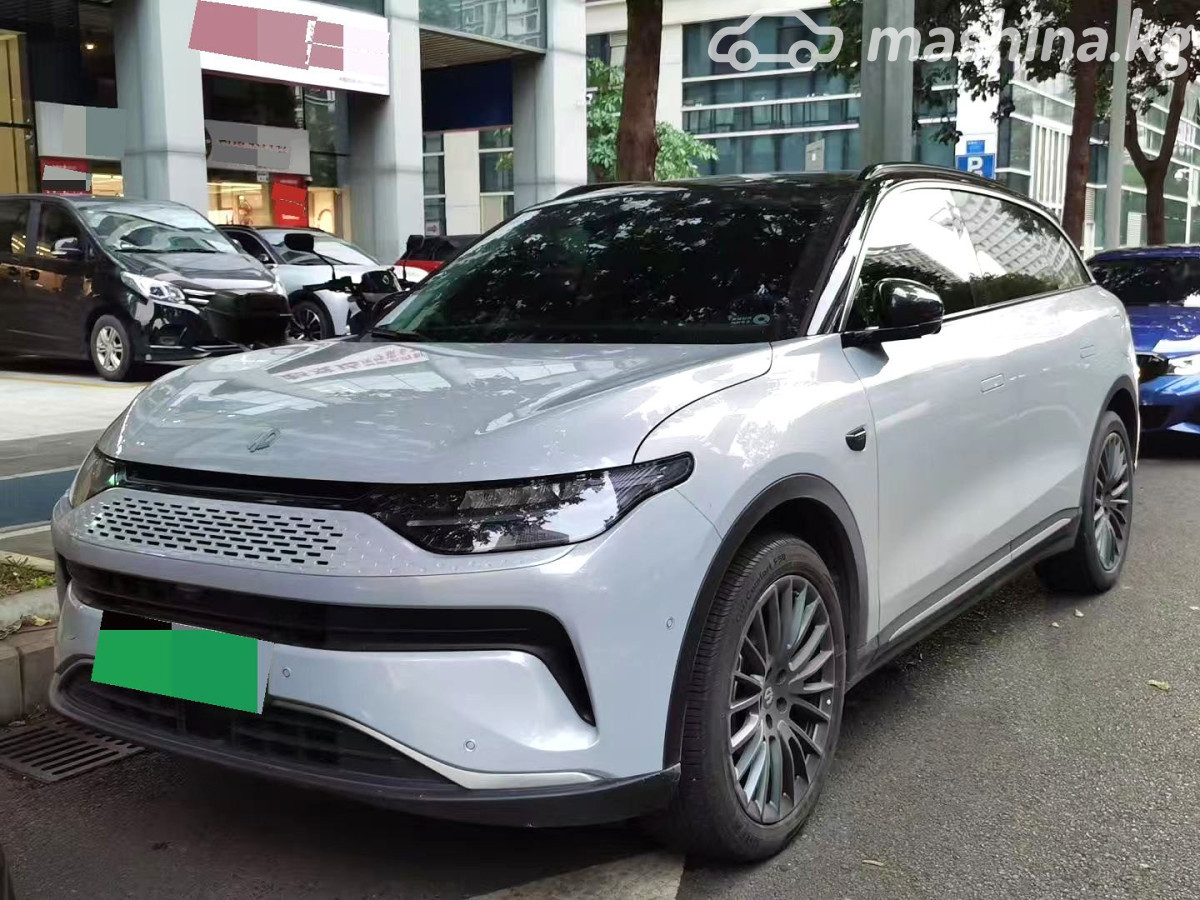 Leapmotor C11