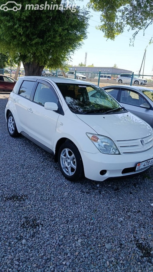 Toyota Ist