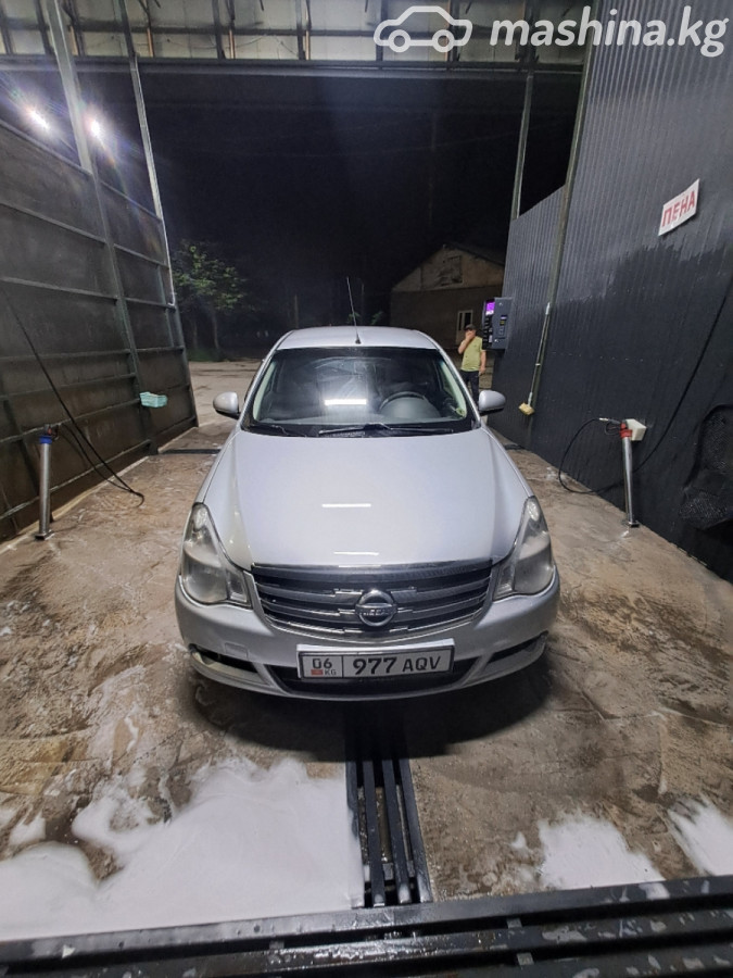 Nissan Almera