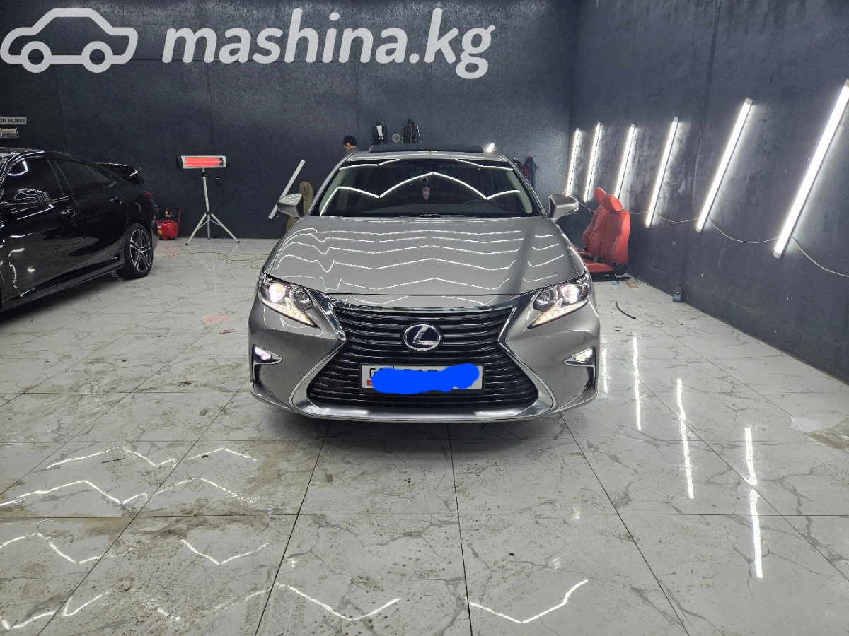 Lexus ES