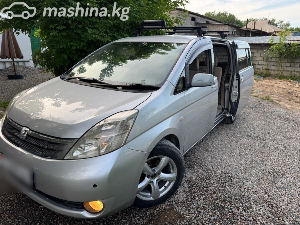 Toyota ISis