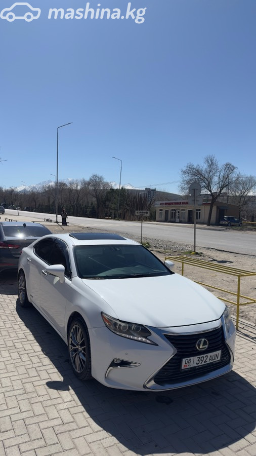 Lexus ES