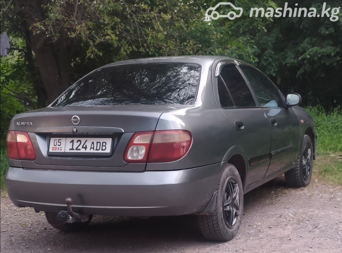 Nissan Almera