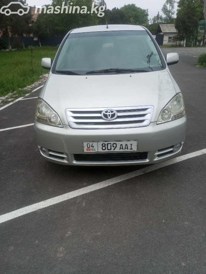 Toyota Avensis Verso