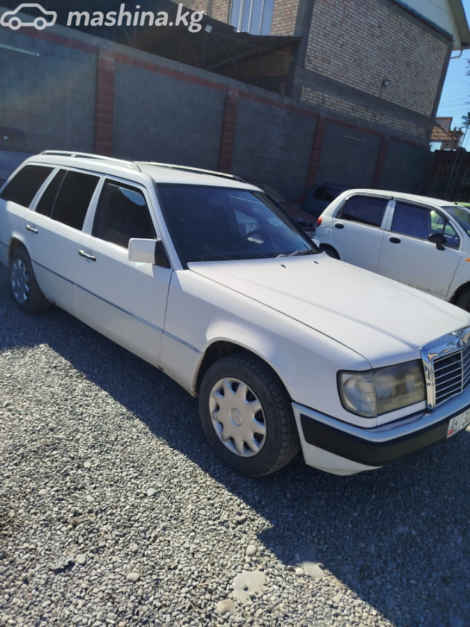 Mercedes-Benz W124