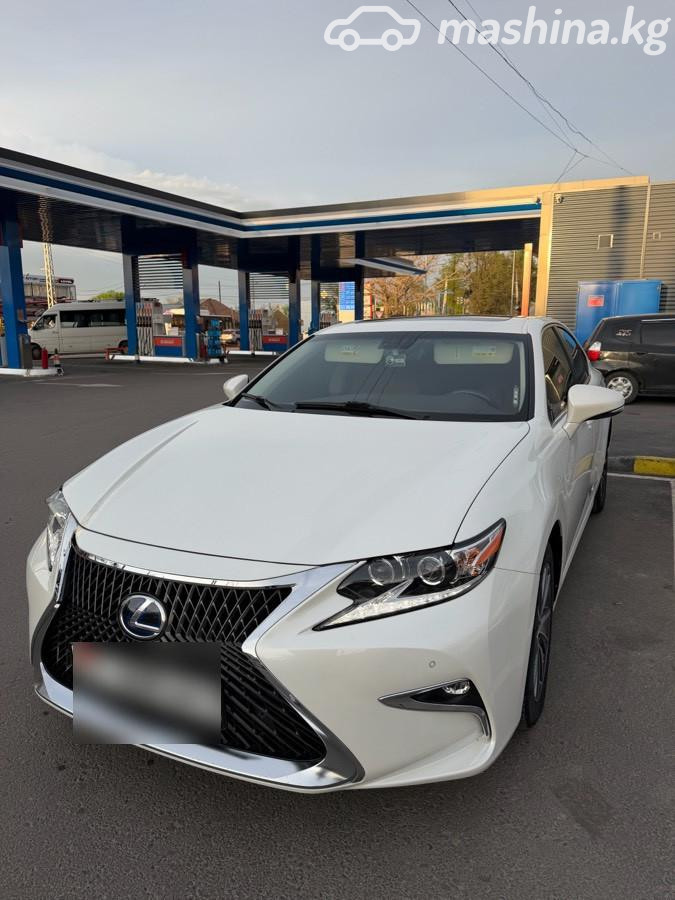 Lexus ES