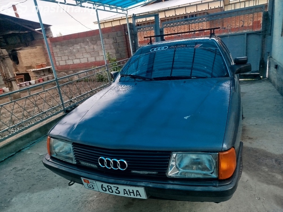 Audi 100