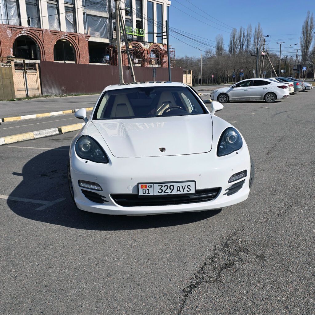 Porsche Panamera