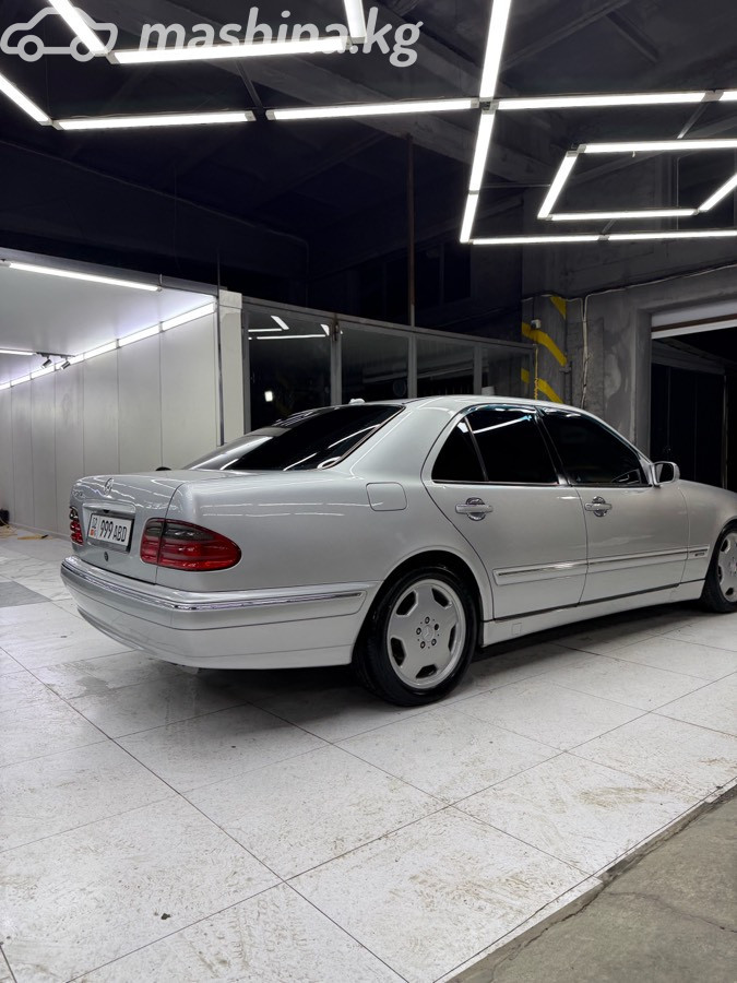 Mercedes-Benz E-Класс