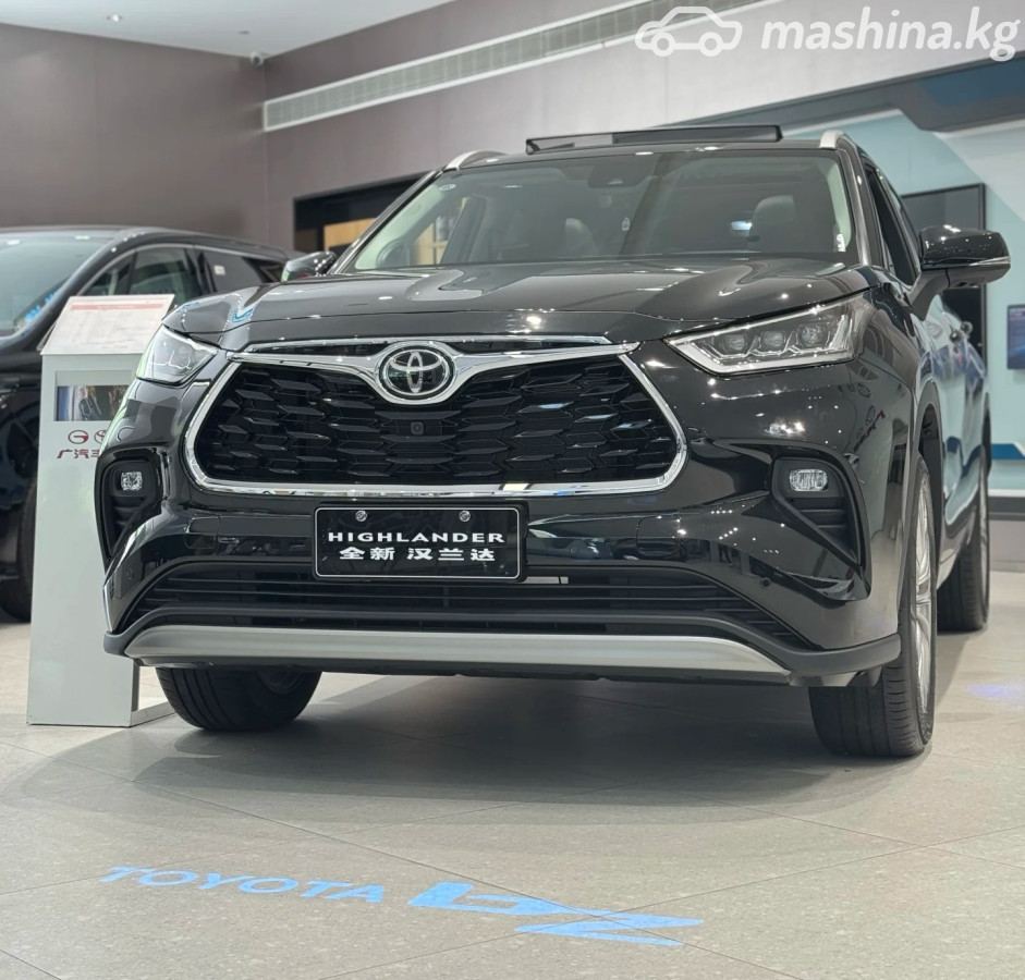 Toyota Highlander IV (U70)