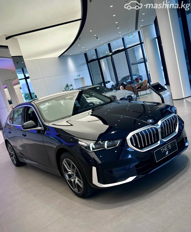 BMW i5
