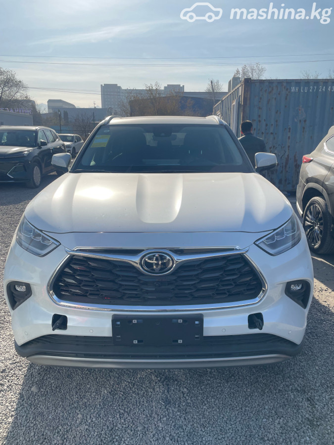 Toyota Highlander IV (U70)
