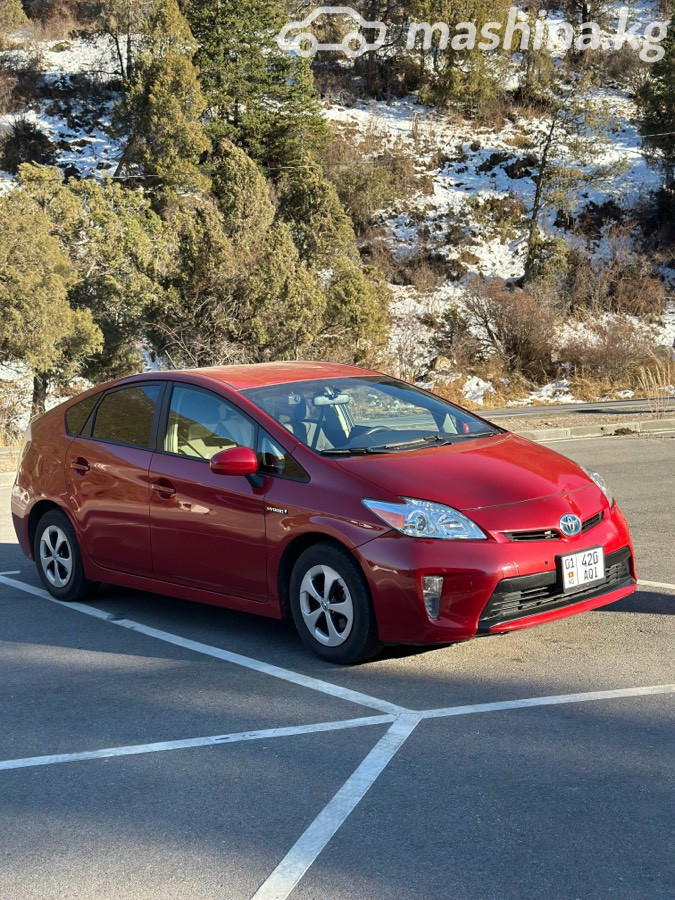 Toyota Prius III Рестайлинг (XW30)