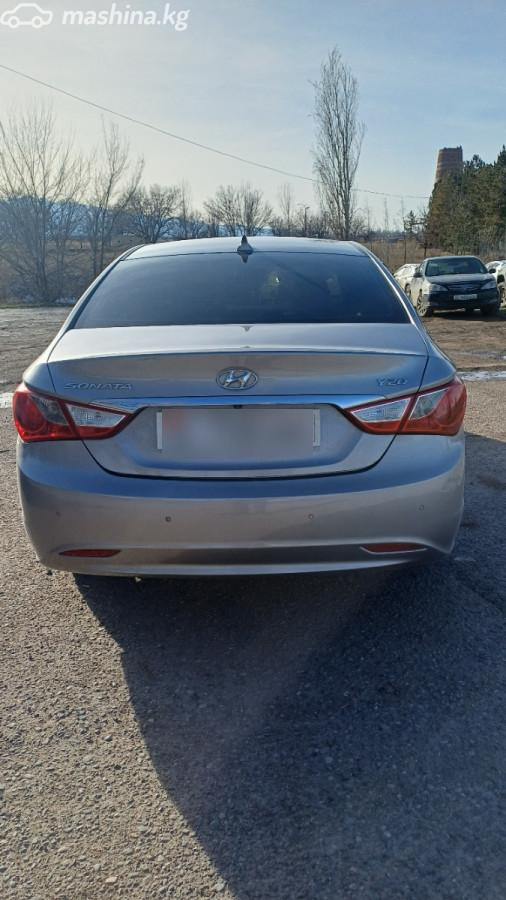 Hyundai Sonata VI (YF)