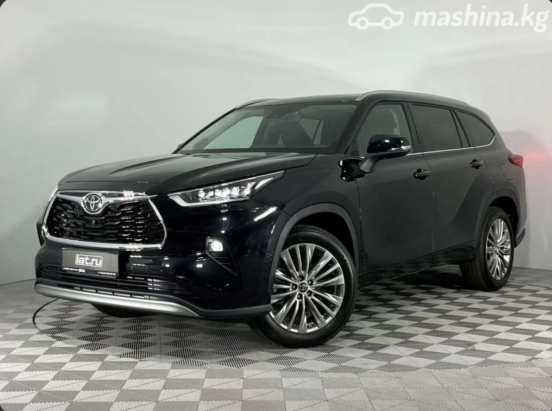 Toyota Highlander IV (U70)