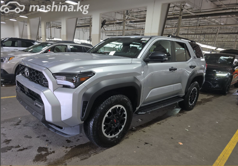 Toyota 4Runner VI