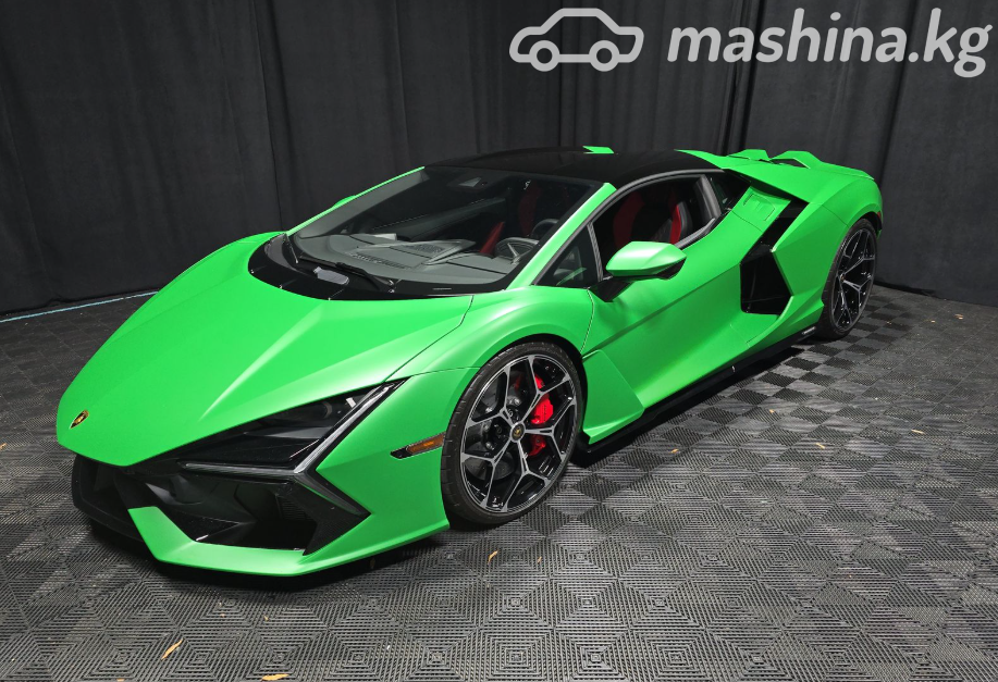 Lamborghini Revuelto
