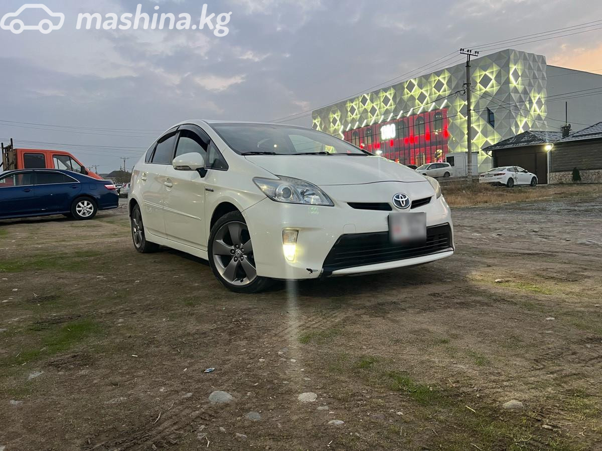 Toyota Prius III Рестайлинг (XW30)