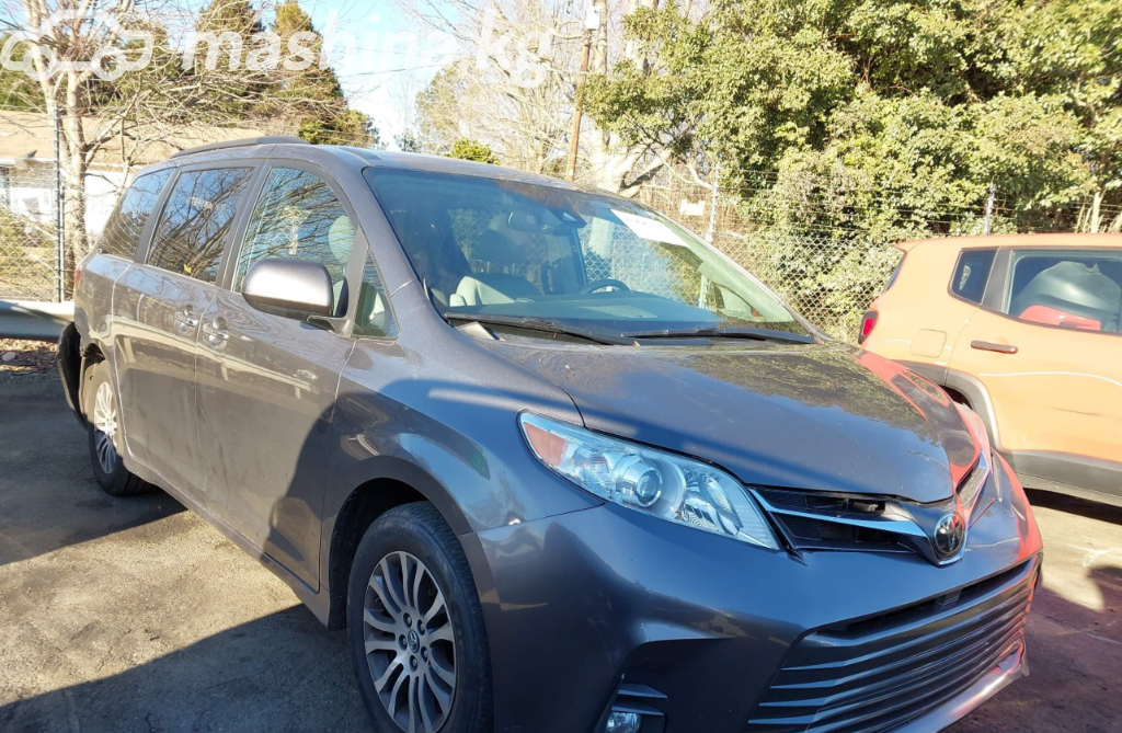 Toyota Sienna III Рестайлинг 2