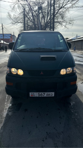 Mitsubishi Delica