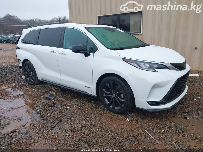 Toyota Sienna IV