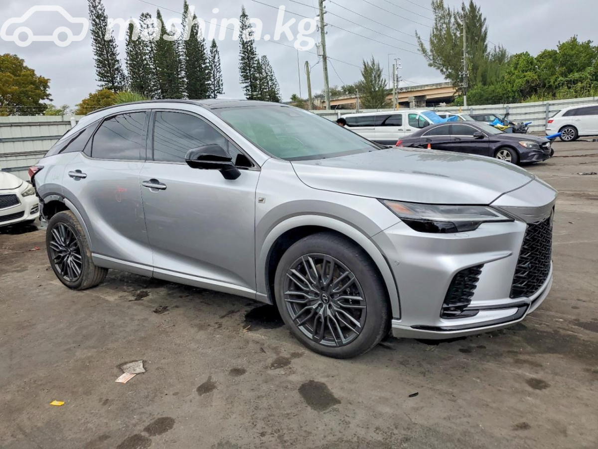 Lexus RX V