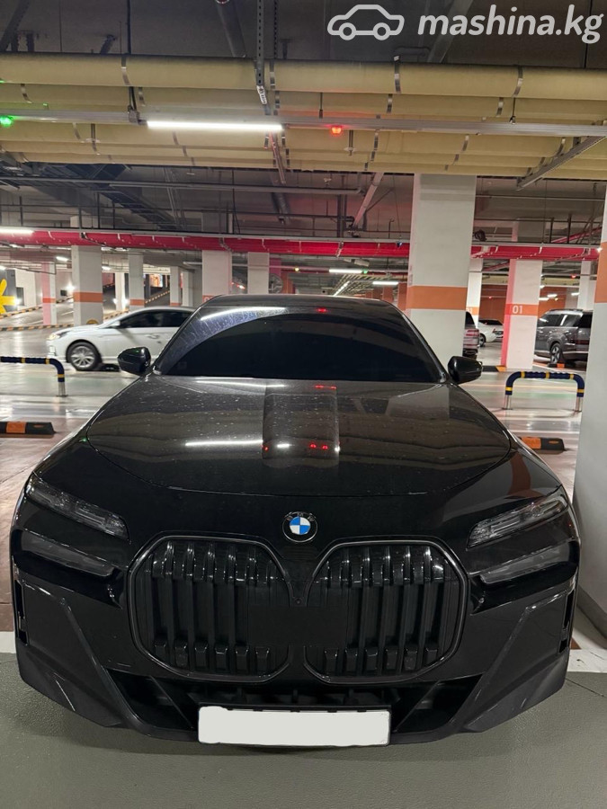 BMW 7 серии VII (G70)
