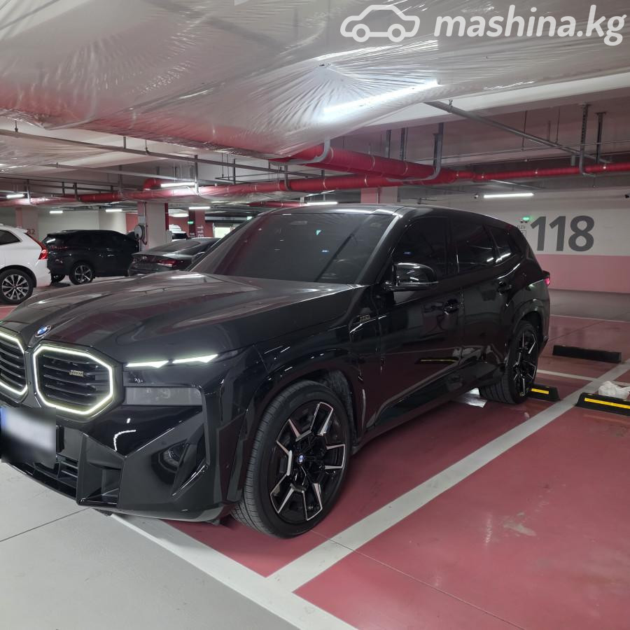 BMW XM
