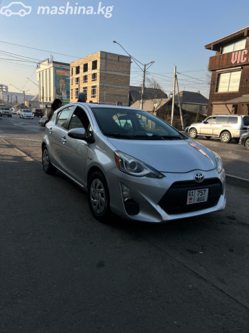 Toyota Prius c
