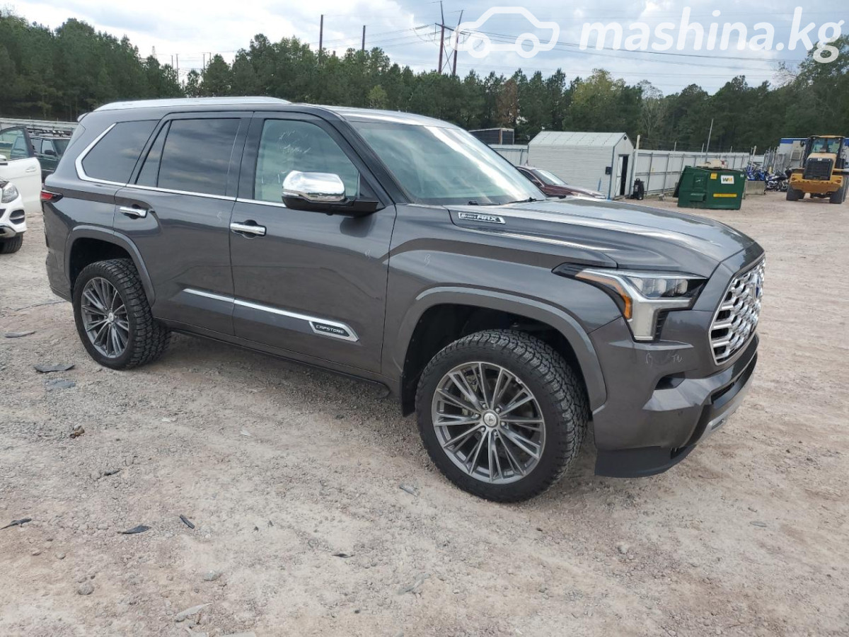 Toyota Sequoia III