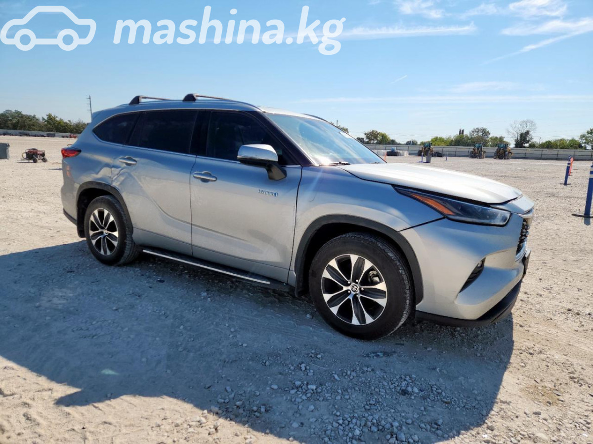 Toyota Highlander IV (U70)